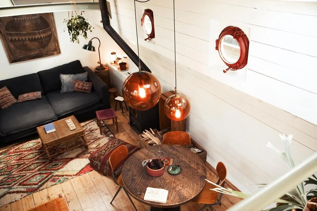 Captain Pippi; Amsterdam'S Finest Houseboat Hotel 0*, Amsterdam Netherlands